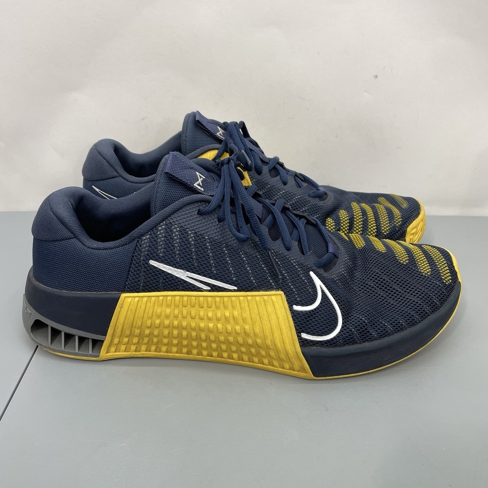 Nike Metcon 9 TB Michigan Sneakers Shoes Weightlifting Training Blue Mens 16